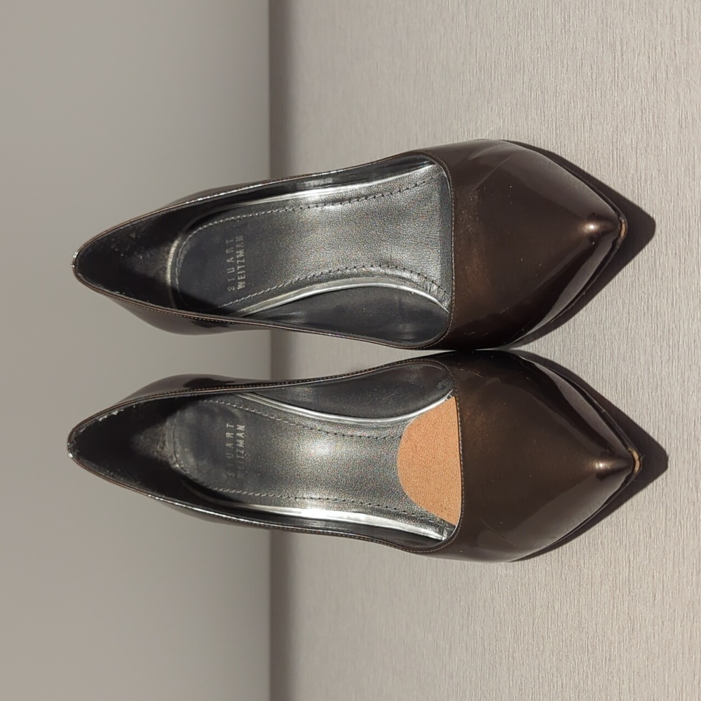 Stuart Weitzman pewter patent stilettos with silver metallic heel